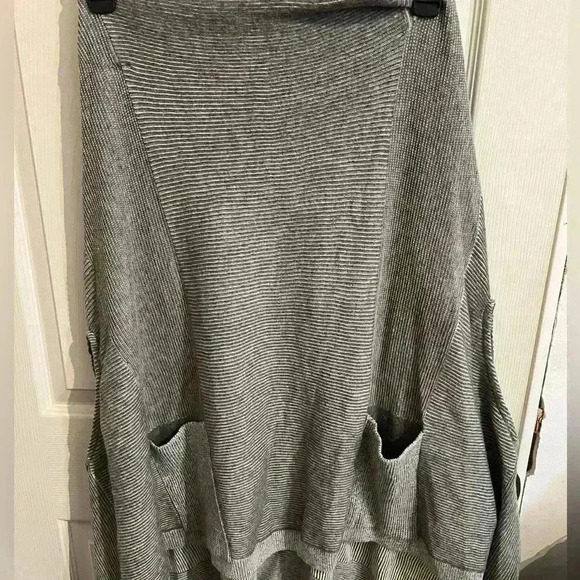 MOTH Poncho Style Sweater Sz M/L - Picture 1 of 9